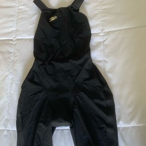 Speedo Elite 2 kneeskin, open back, 23